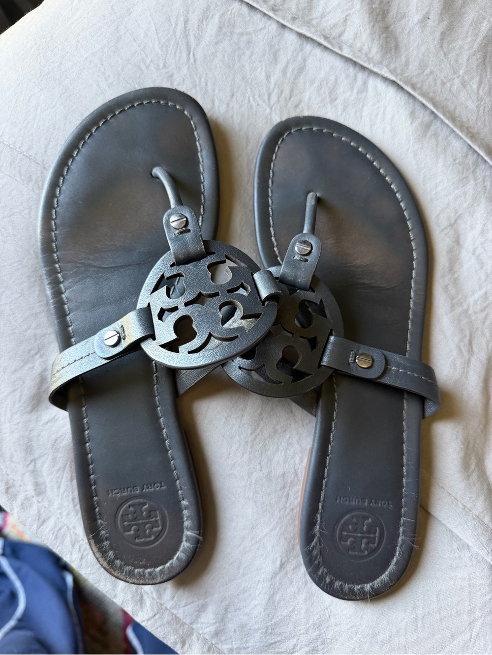 Tory Burch Black Logo Cutout Leather Sandals